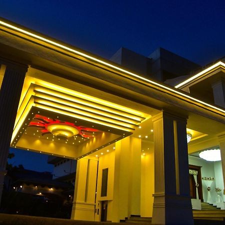 Hotel Blue Sky Kurunegala Kültér fotó