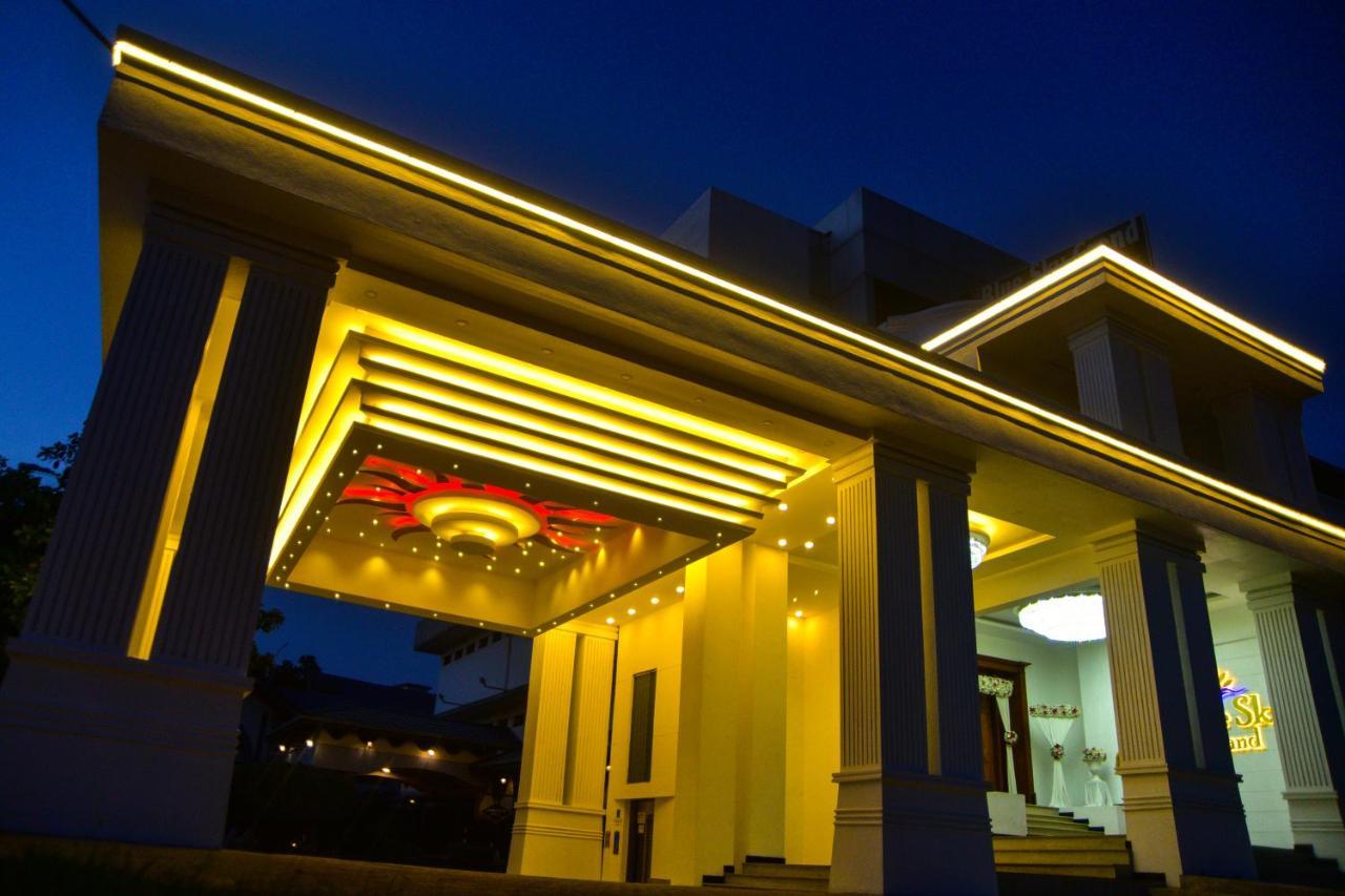 Hotel Blue Sky Kurunegala Kültér fotó